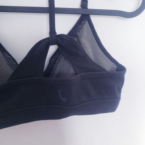 Lolë sports bra - Picture 6 of 6